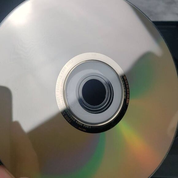 Taken DVD - Picture 4 of 4